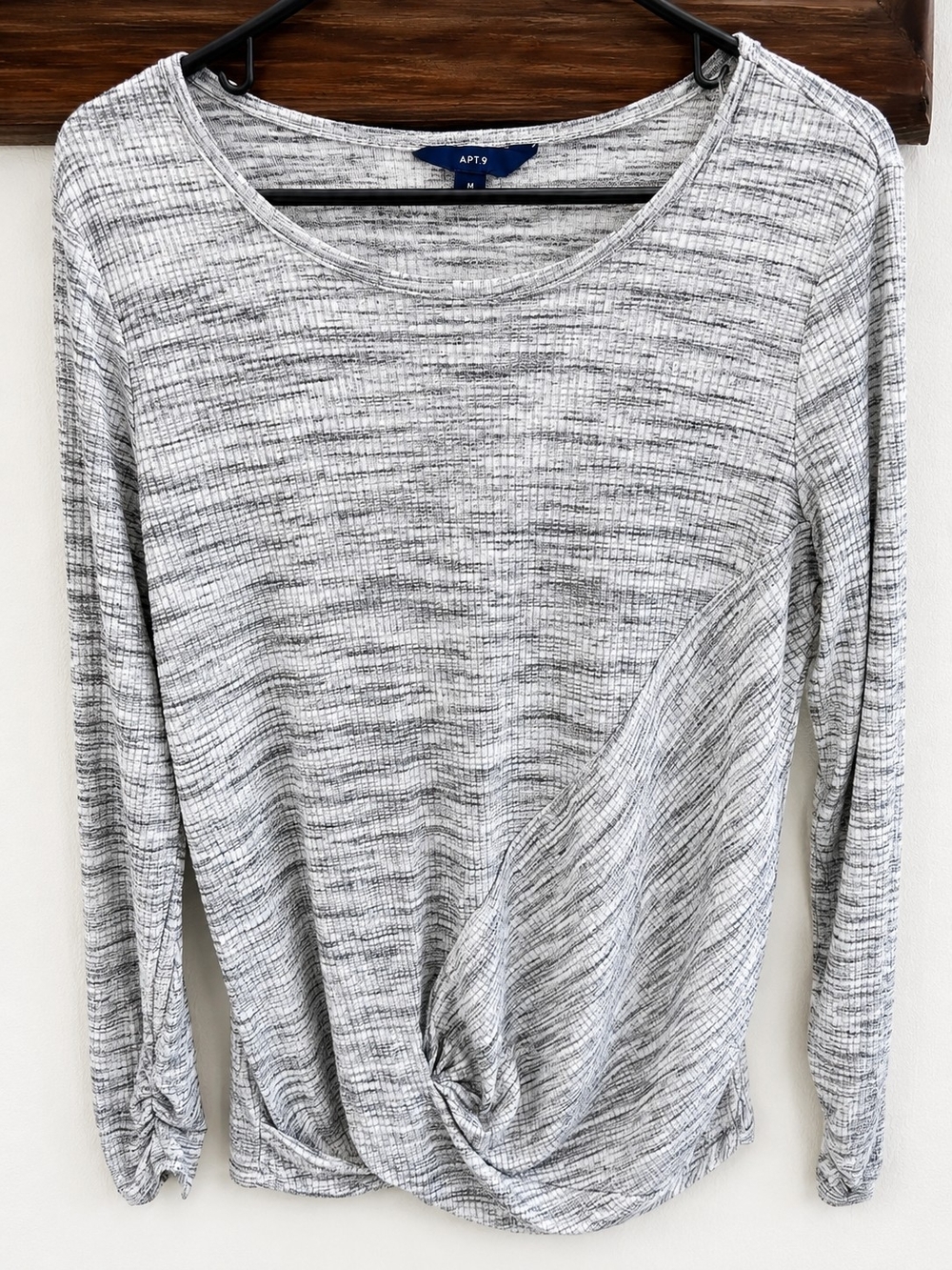 Apt. 9 Gray Heather Twist-Front Long Sleeve Top